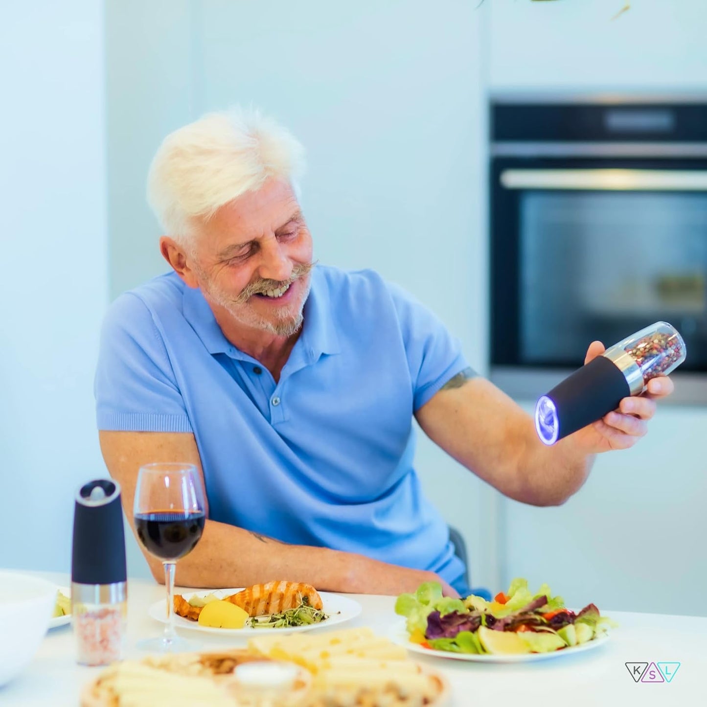 KSL Electric Salt and Pepper Grinder Set - Adjustable Motorized Automatic Shakers - Ideal Christmas Gift