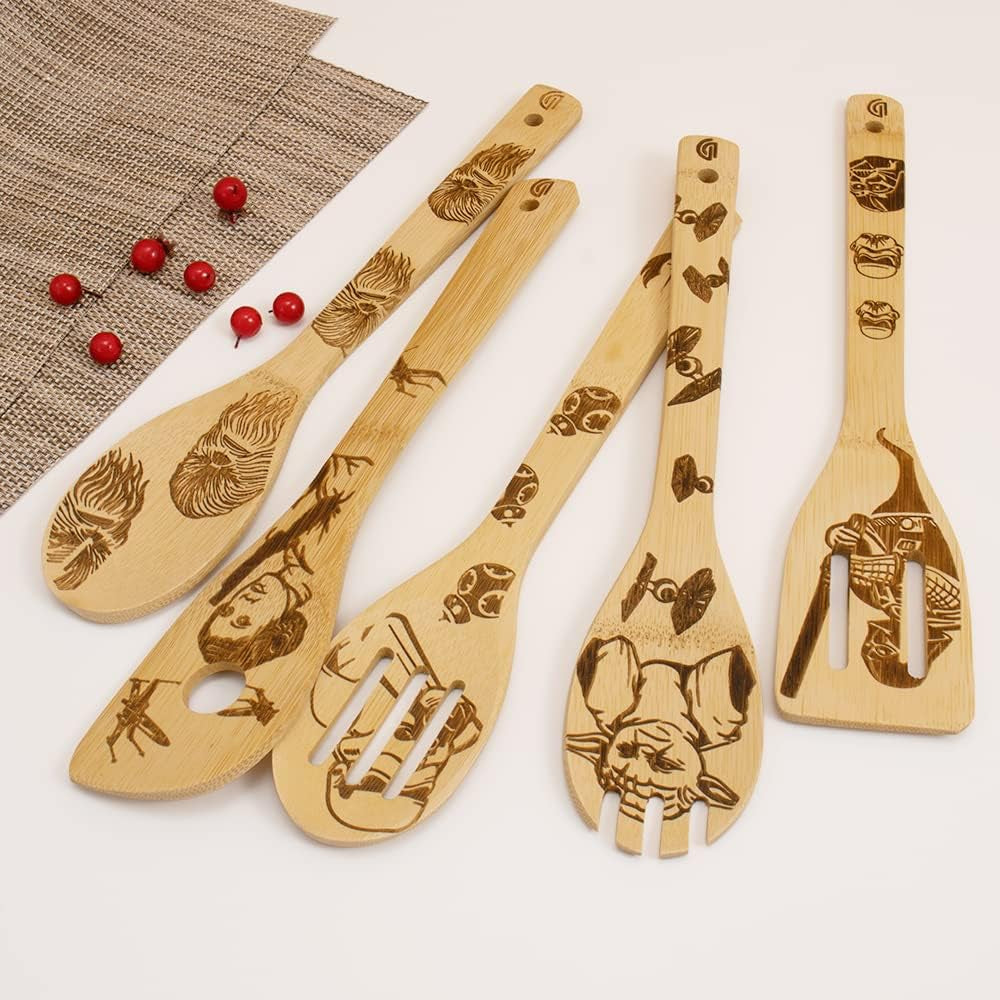 Set of 5 Star Wars Themed Burned Wooden Cooking Spoons and Spatulas - Organic, Non-Stick Kitchen Utensils - Ideal Premium Quality Gifts for Housewarming and Weddings
